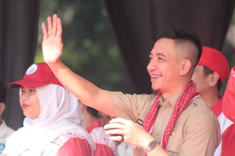 Bupati Lebak, H. Hasbi Asyidiki Jayabaya