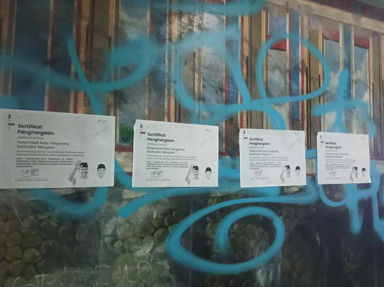 Poster Mengkritik Kinerja Sachrudin -Maryono Di Kota Tangerang