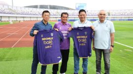 Bupati Tangerang , Maesal Rasyid Bersama Presiden Persita Zaki Iskandar Menghadiri Launching Jersey Persita