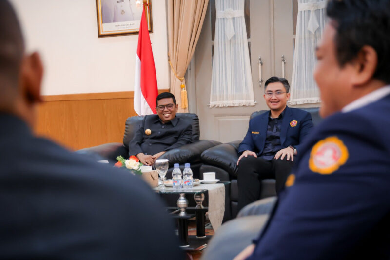 Gubernur Banten Andra Soni Bertemu Mantan Wakil Gubernur Banten Andika Hazrumy