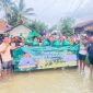 Rano Alfath Berikan Bantuan Sembako untuk Warga Terdampak Banjir di Kresek dan Gunung Kaler