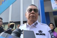 Walikota Tangerang Selatan - Benyamin Davnie