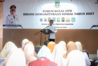 “Andra Soni Pastikan Bansos Tepat Sasaran, Dinsos Banten Diminta Update Data Warga!”