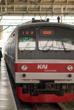 Usai Kecelakaan Maut, KRL Bekasi Timur–Cikarang Siap Beroperasi Siang Ini