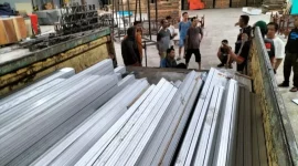 Kepolisian Resor (Polres) Tangerang Kota, Polda Metro Jaya, berhasil membekuk tiga orang terduga pelaku