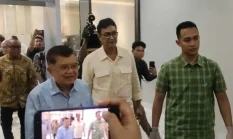 JK Datangi Bareskrim! Bongkar Tuduhan Dana Rp5 Miliar ke Roy Suryo