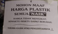 Harga Plastik Melonjak Gila-Gilaan, Dampak Perang Timur Tengah Mulai Terasa!