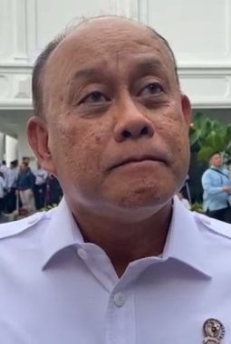 Heboh Kaos Kaki Rp100 Ribu! BGN Buka Suara: Faktanya Cuma SeginiHARIAN BANTEN – 