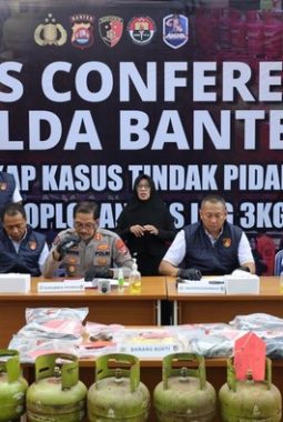 Gudang Gas Oplosan Digerebek! Polda Banten Bongkar Praktik Curang LPG 3 Kg di Lebak