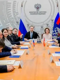 Deal Energi RI-Rusia! Bahlil Bawa Kabar Stok Minyak dan LPG Aman