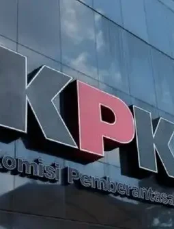 KPK Periksa Bos Rokok Haji Her, Dugaan Skandal Cukai DJBC Terkuak!