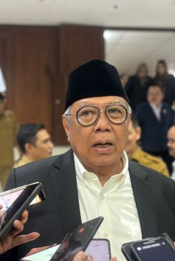 Walikota Tangsel Pastikan Operasional Bus Sekolah Gratis Aman Sampai Akhir 2026