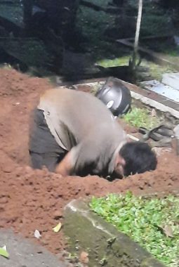 Cekcok Keluarga Berujung Geger, Pria di Sengkol Nekat Bongkar Makam Ibu Kandung