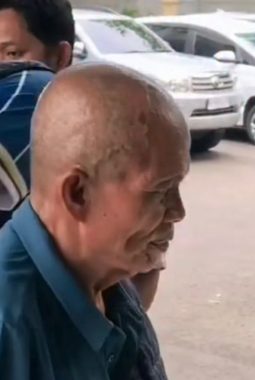 Ngaku Bisa Gandakan Uang Rp200 Ribu Jadi Rp1 Miliar, “Eyang Sapu Jagad” di Tangsel Ditangkap Usai Diduga Lecehkan Korban