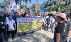 Buruh Demo Menara Indomaret di PIK, Minta Upah Lembur Dibayar