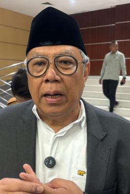Walikota Siap Hadapi Gugatan Perpanjangan Sekda Tangsel di PTUN