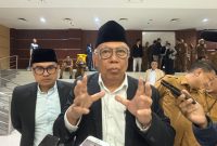 Walikota Tangsel Benyamin Davnie saat menghadiri Rapat Paripurna di DPRD Tagsel, Senin (22/6/2036)