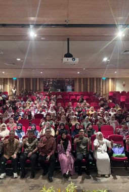 200 Guru di Tangsel Ikut Pelatihan PP TUNAS, Ini Langkah Sinar Mas Land dan Komdigi Lindungi Anak di Era Digital