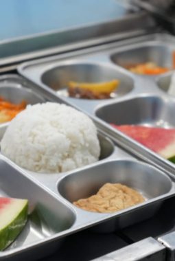 Hari Pertama Masuk Sekolah, Sebagian Sekolah di Tangsel Belum Kembali Terima Makan Bergizi Gratis