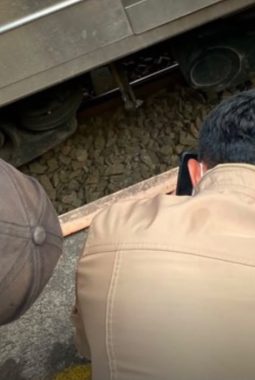 Pelajar Tewas Tertabrak Kereta di Stasiun Jurangmangu