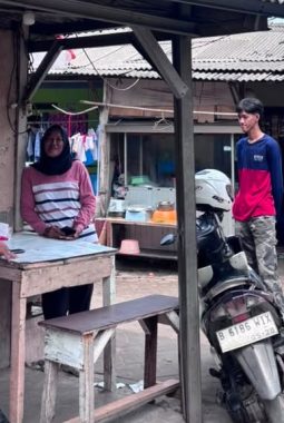 Ibu di Ciputat Kena Hipnotis, Kalung Emas Seharga Rp15 Juta Dibawa Kabur Pelaku