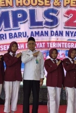 76 Pelajar Tangsel Diberangkatkan ke Sekolah Rakyat Pandeglang