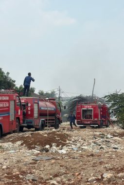 Imbas Kebakaran Lahan Kosong di Ciputat, 12 Warga Alami Sesak Nafas