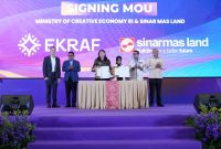 Penandatanganan MoU kerja sama pengembangan ekonomi kreatif antara Sinar Mas Land melalui PT Surya Inter Wisesa selaku BUPP KEK ETKI Banten dan Kemenekraf/Bekraf RI dalam rangkaian IN-APPS 2026.