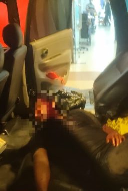 Berlumuran Darah Akibat Ditusuk, Begini Kronologi Sopir Taksi Dibegal di Pamulang
